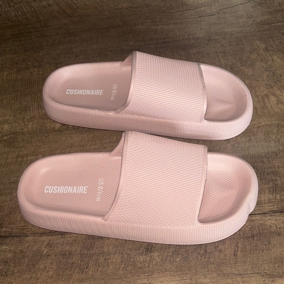 Cushionaire Women's Blush Comfort Slides - Picture 2 of 5